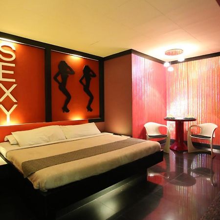 Victoria Court Suites Pasig Zewnętrze zdjęcie