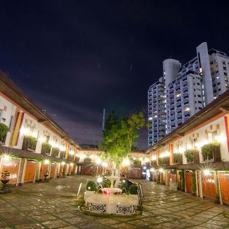 Victoria Court Suites Pasig Zewnętrze zdjęcie