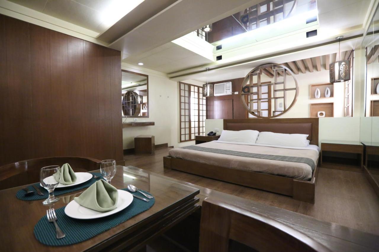 Victoria Court Suites Pasig Zewnętrze zdjęcie